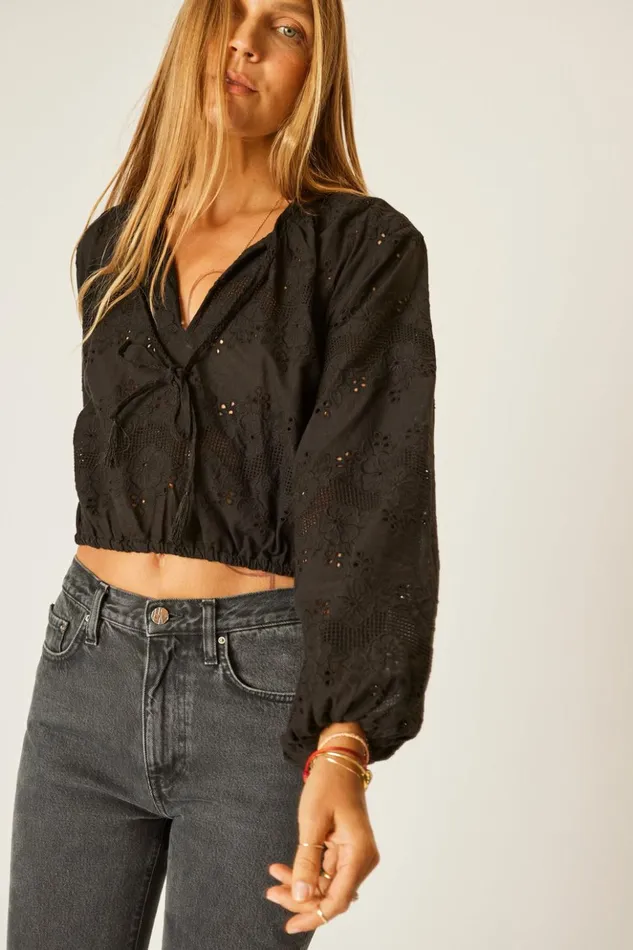 Amelia Top Geranium Midnight Women Natalie Martin Tops Amelia Top Geranium Midnight Women Natalie Martin Tops