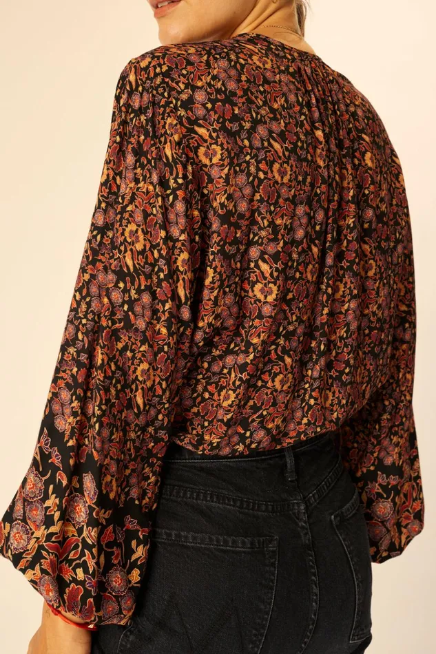Amelia Top Petite Fleur Noire Women Natalie Martin Tops