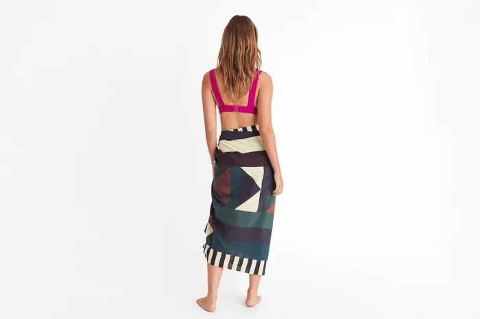 Beachwear and Accessories Womens Eres Miroir Sarong Imprime Kaleido Eclipse