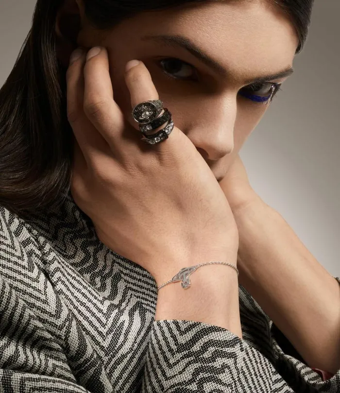 Bracelets Women Vivienne Westwood Lucy Bracelet In Platinum
