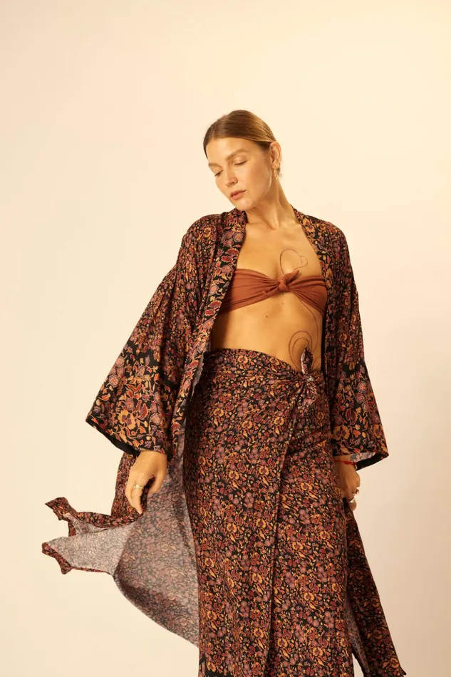 Diane Long Robe Petite Fleur Noire Women Natalie Martin Coverups