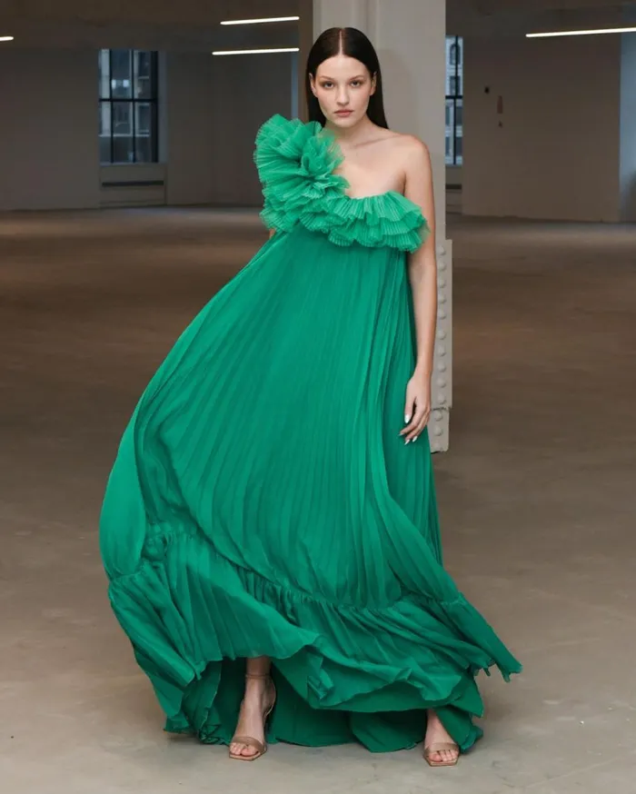 Dresses and Jumpsuits Women Patbo Pleated One Shoulder Gown Verde
