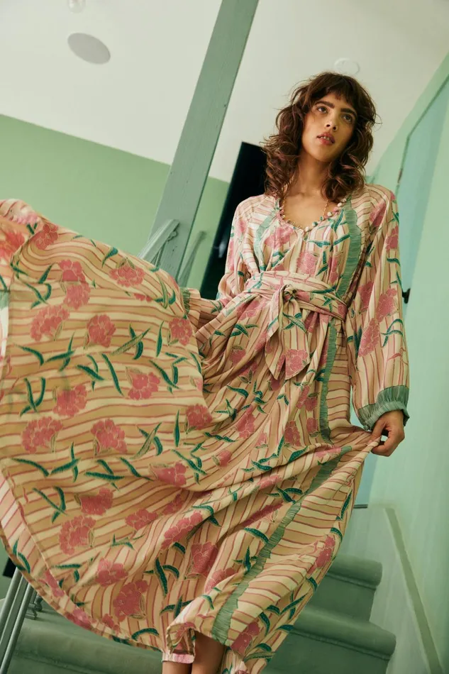 Fiore Maxi Chamomile Rose Women Natalie Martin Dresses