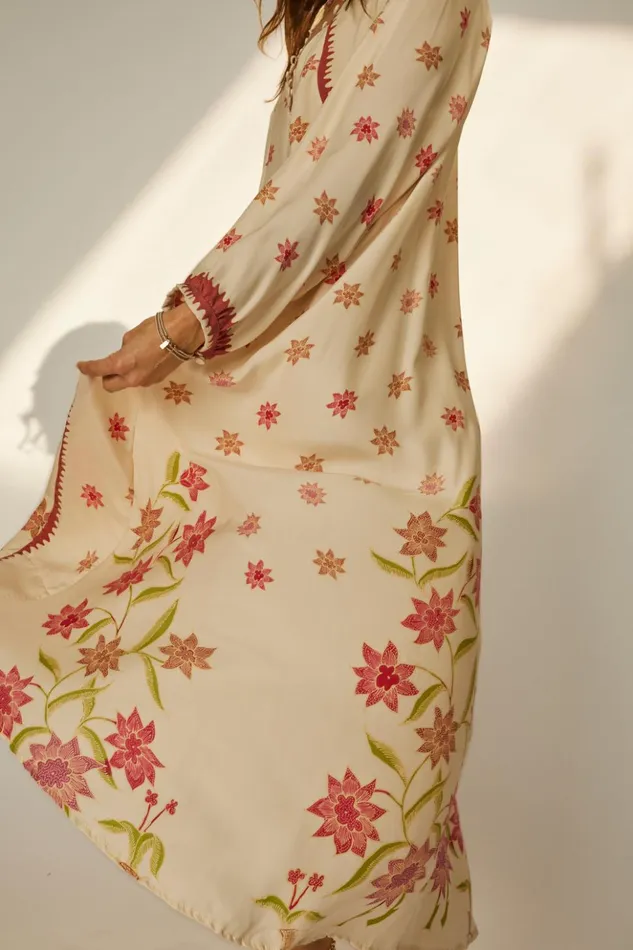 Fiore Maxi Starflower Cream Women Natalie Martin Dresses