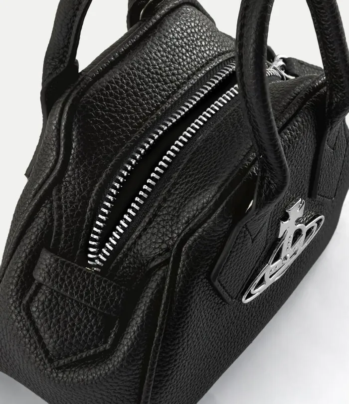Handbags Women Vivienne Westwood Mini Yasmine Bag In Black