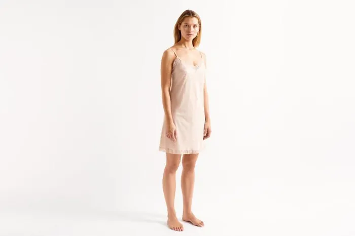 Homewear Womens Eres Poupe Short Nightshirt Calcaire