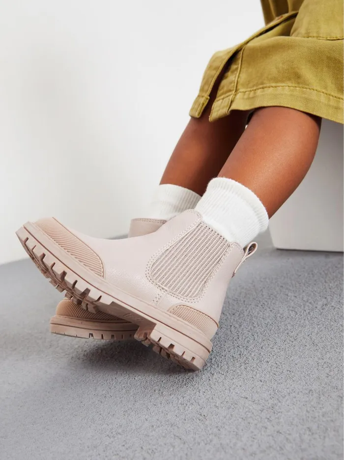 Joules Footwear Girls Next Cream Chelsea Boots