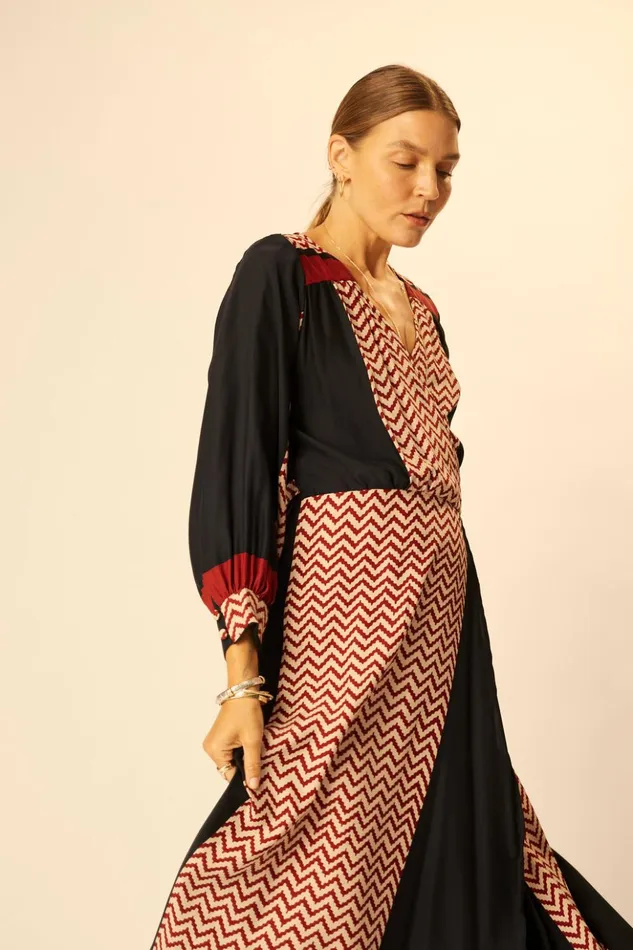 Kate Long Sleeve Maxi Block Zigzag Noire Women Natalie Martin Dresses