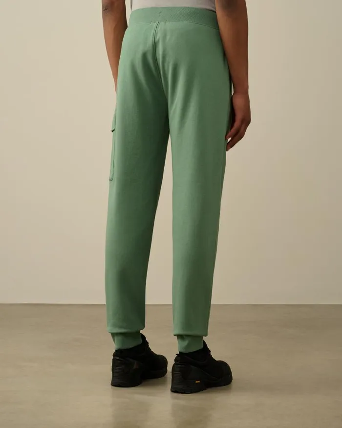 Man Diagonal Raised Fleece Cargo Sweatpants Green Bay CP Company Tracksuits and Shorts