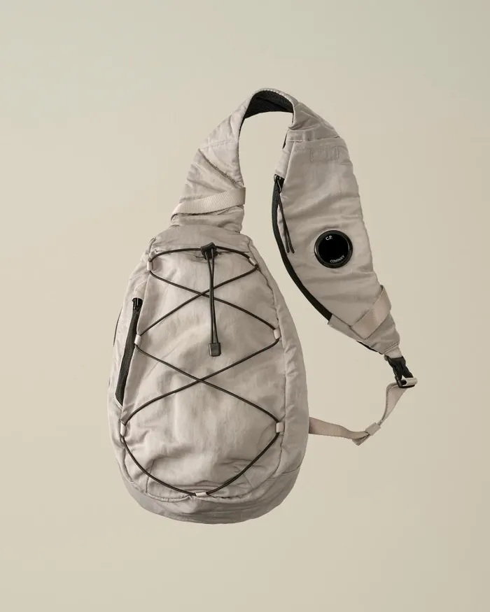 Man Nylon B Crossbody Rucksack Drizzle Grey CP Company Backpacks and Waistbag