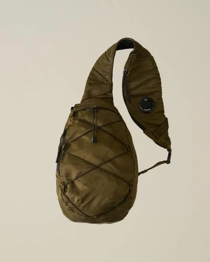 Man Nylon B Crossbody Rucksack Ivy Green CP Company Backpacks and Waistbag
