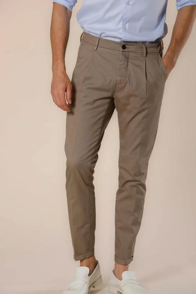 Man Osaka 1 Pinces Chino Pants In Tencel And Cotton Twill Carrot Fit Mason039s Pants Man Osaka 1 Pinces Chino Pants In Tencel And Cotton Twill Carrot Fit Mason039s Pants