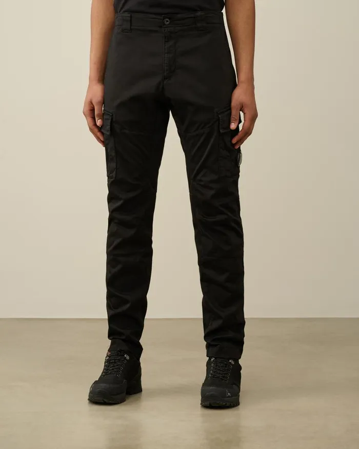 Man Stretch Sateen Ergonomic Lens Cargo Pants Black CP Company Trousers