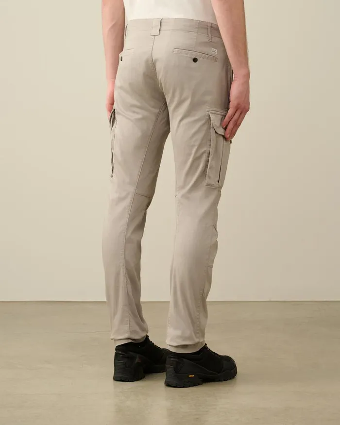 Man Stretch Sateen Ergonomic Lens Cargo Pants Drizzle Grey CP Company Trousers