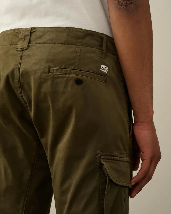 Man Stretch Sateen Ergonomic Lens Cargo Pants Ivy Green CP Company Trousers