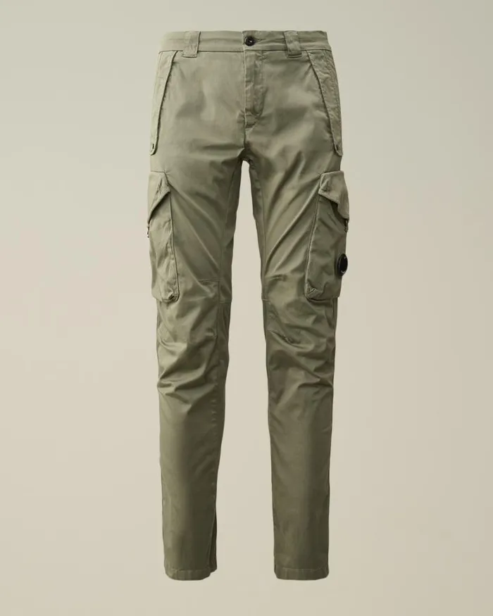 Man Stretch Sateen Ergonomic Lens Utility Pants Agave Green CP Company Trousers Man Stretch Sateen Ergonomic Lens Utility Pants Agave Green CP Company Trousers