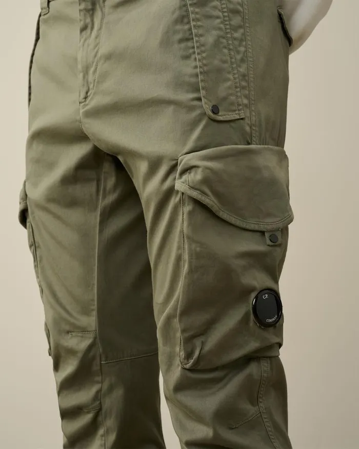 Man Stretch Sateen Ergonomic Lens Utility Pants Agave Green CP Company Trousers