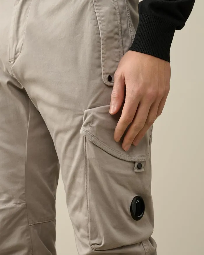 Man Stretch Sateen Ergonomic Lens Utility Pants Drizzle Grey CP Company Trousers