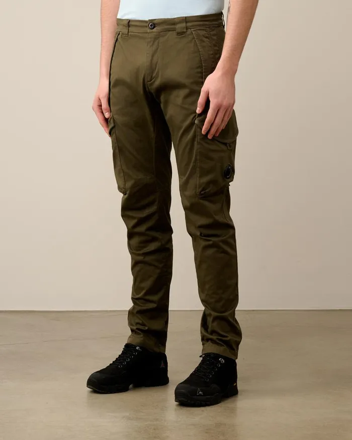 Man Stretch Sateen Ergonomic Lens Utility Pants Ivy Green CP Company Trousers
