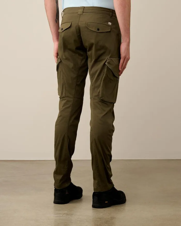 Man Stretch Sateen Ergonomic Lens Utility Pants Ivy Green CP Company Trousers