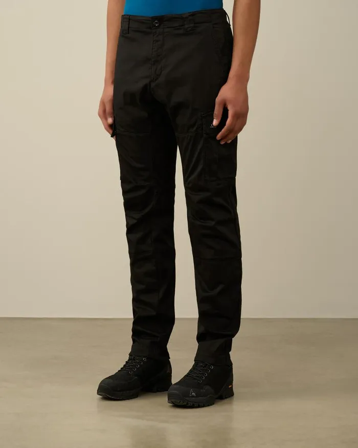 Man Stretch Sateen Ergonomic Logo Cargo Pants Black CP Company Trousers