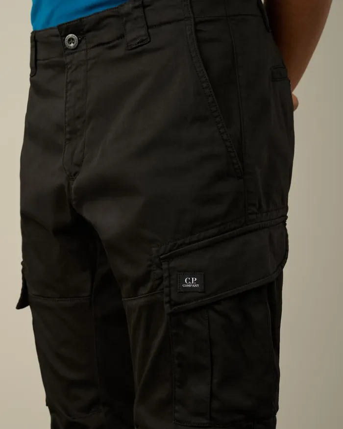 Man Stretch Sateen Ergonomic Logo Cargo Pants Black CP Company Trousers