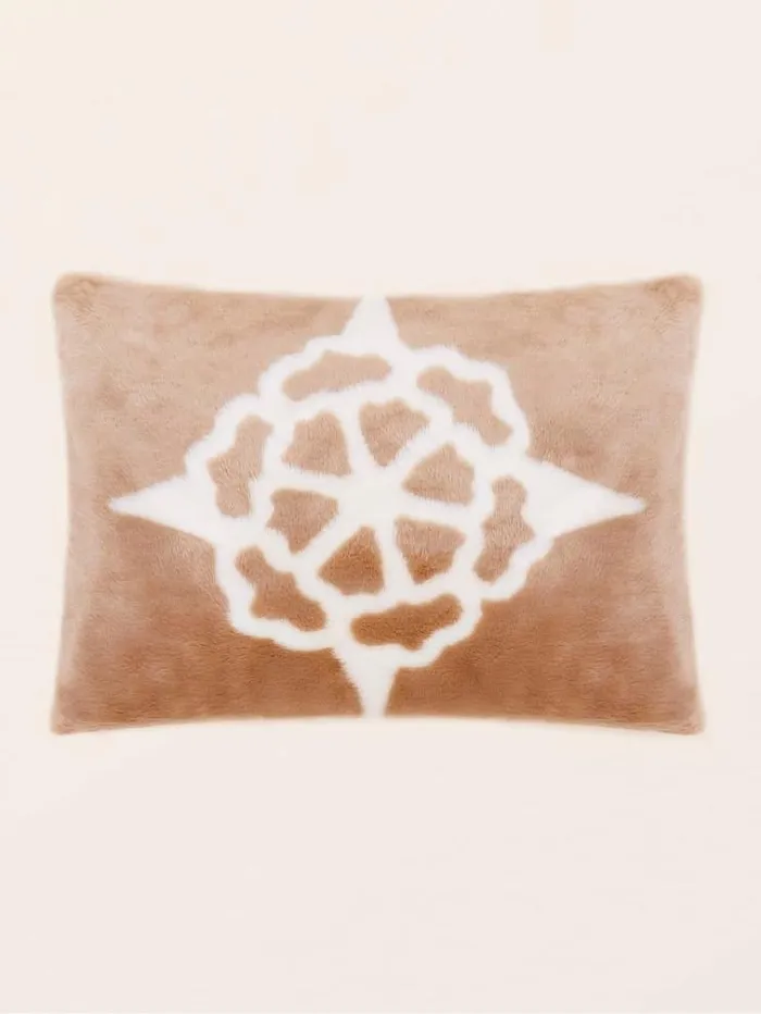 Men Faux Fur Rectangular Cushion Beige Guess Home Collection