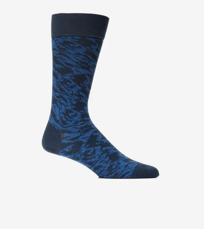 Men Socks Cole Haan Modern Camo Dress Crew Socks Navy Blue Camo