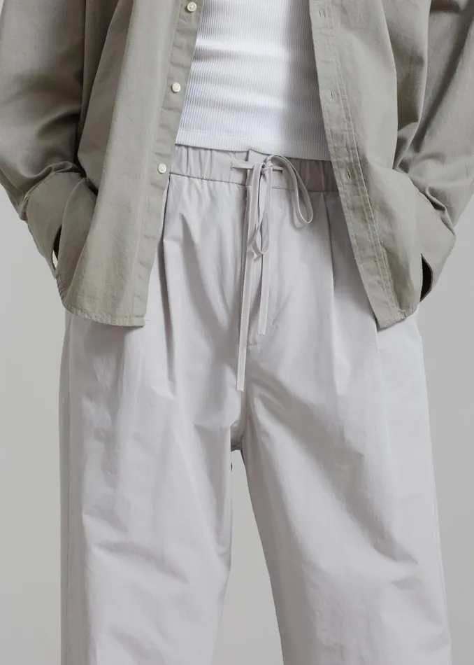 Men The Frankie Shop Bottoms Amomento Drawstring Pants Grey