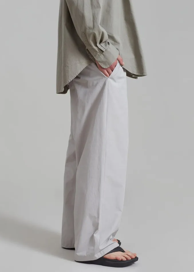 Men The Frankie Shop Bottoms Amomento Drawstring Pants Grey
