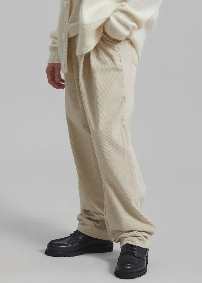 Men The Frankie Shop Bottoms Camden Corduroy Pants Cream