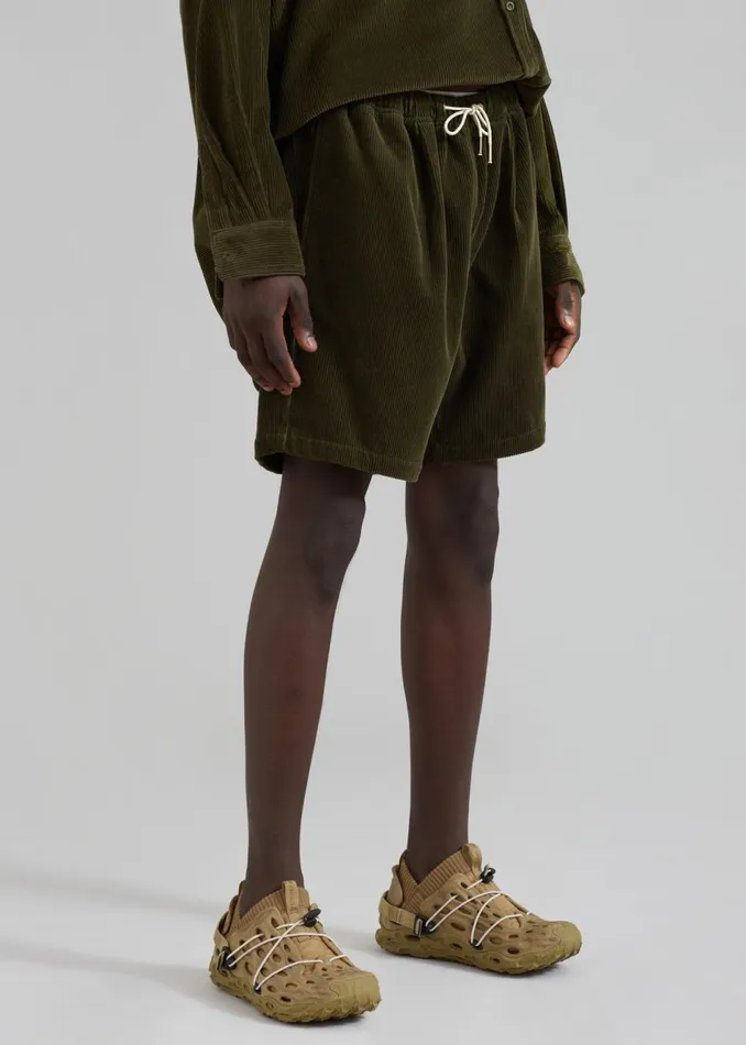 Men The Frankie Shop Bottoms Camden Corduroy Shorts Olive
