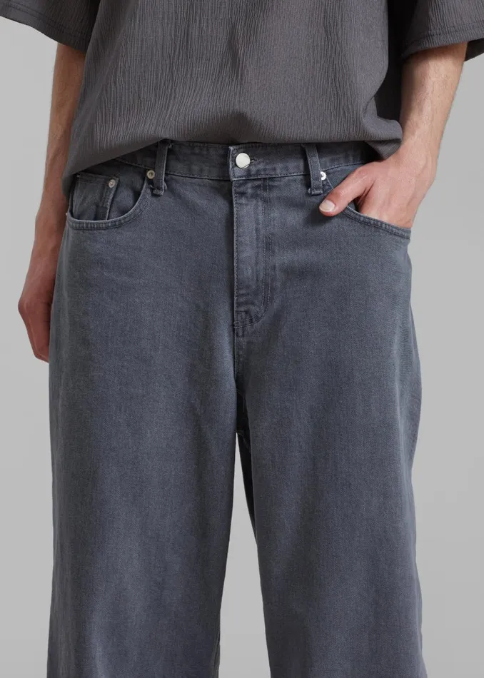 Men The Frankie Shop Bottoms Connor Jeans Grey Wash