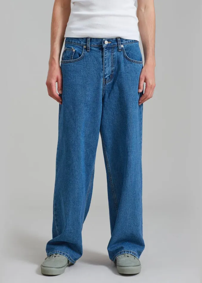 Men The Frankie Shop Bottoms Connor Jeans Medium Wash
