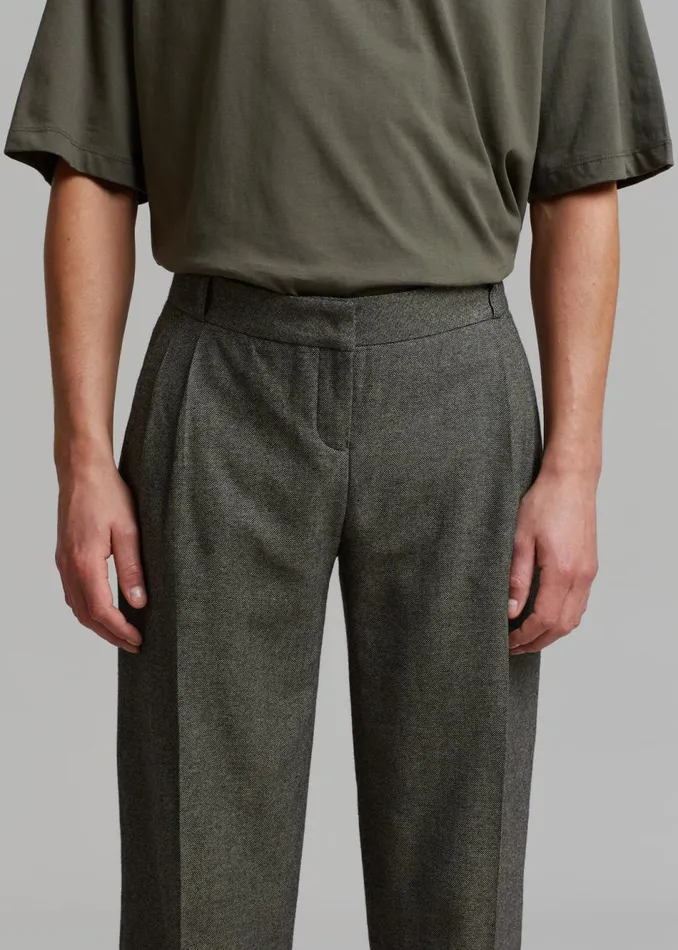 Men The Frankie Shop Bottoms Coperni Lowrise Loose Tailored Trousers Dark Moss