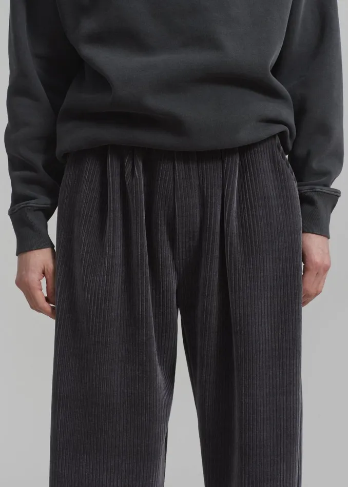 Men The Frankie Shop Bottoms Declan Corduroy Pants Charcoal
