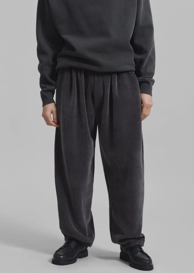 Men The Frankie Shop Bottoms Declan Corduroy Pants Charcoal