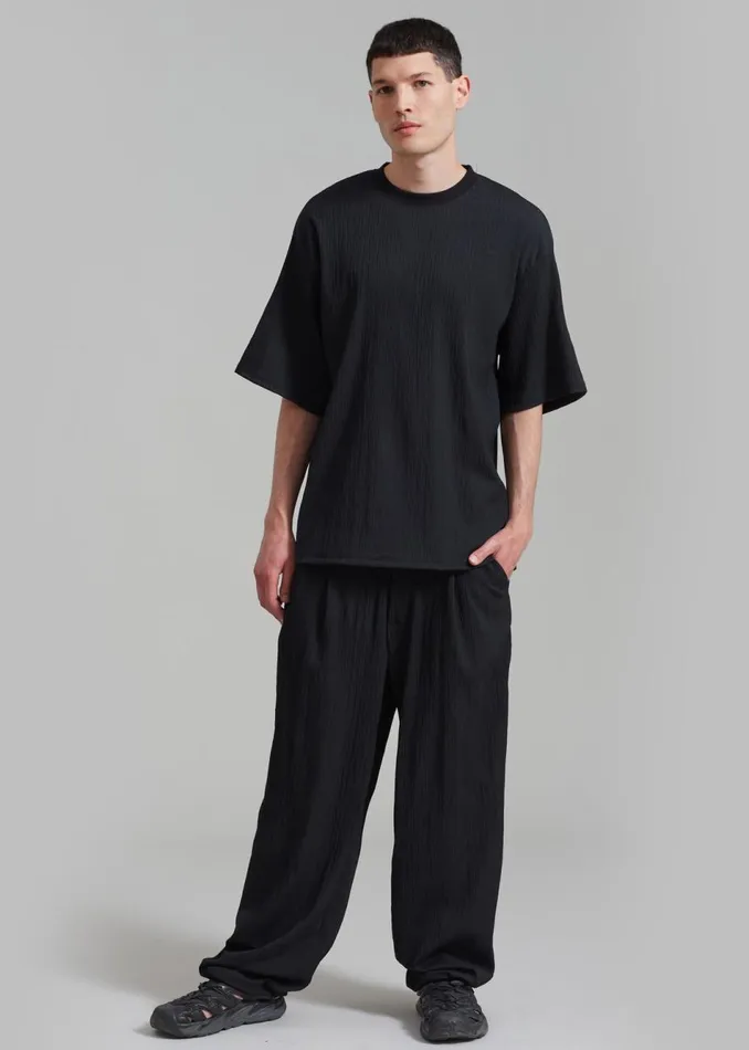Men The Frankie Shop Bottoms Eliott Crinkle Pants Black