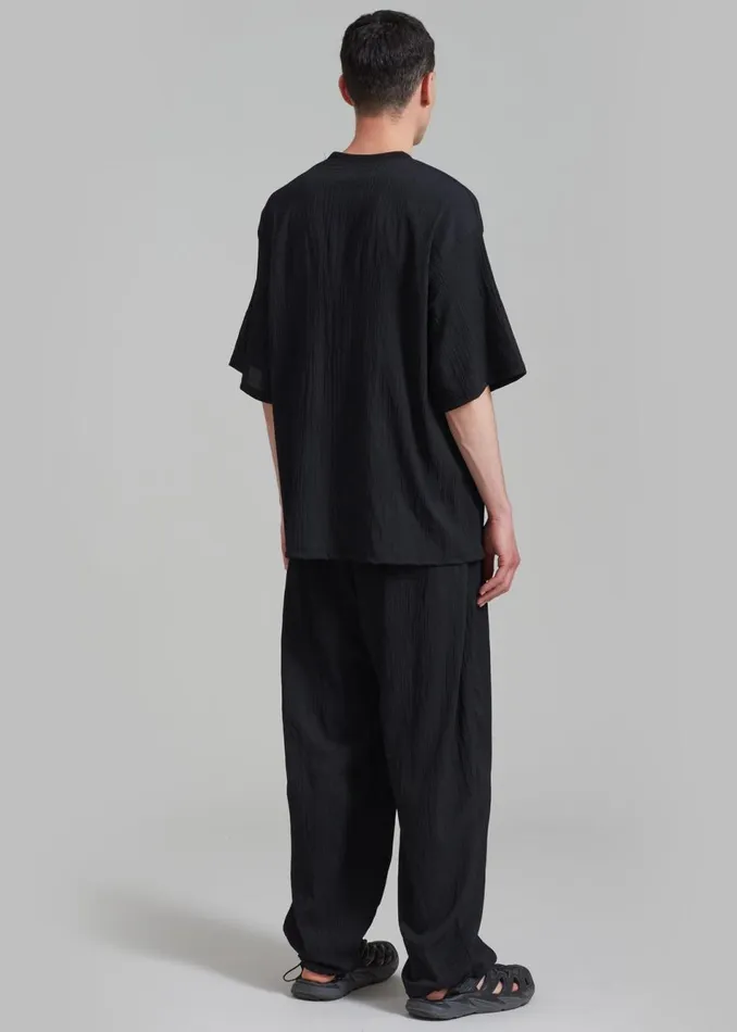 Men The Frankie Shop Bottoms Eliott Crinkle Pants Black