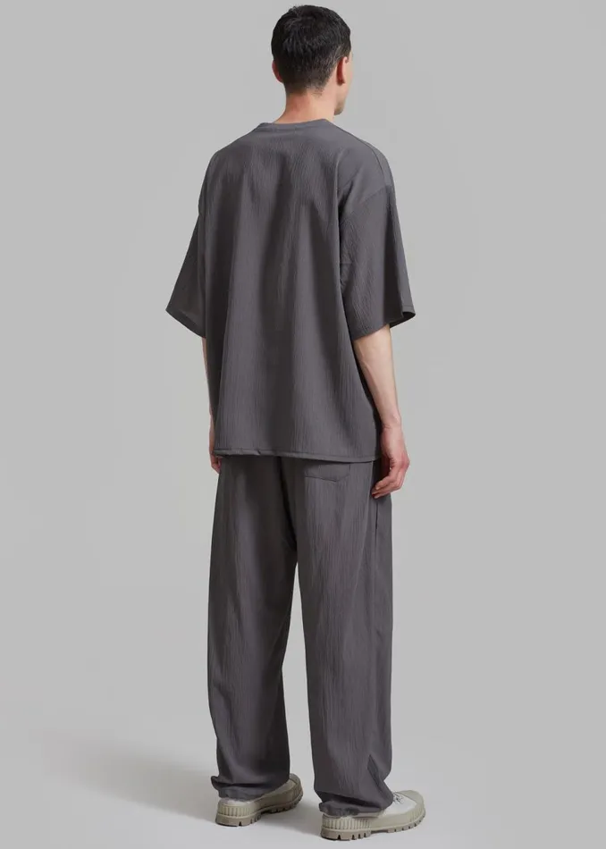 Men The Frankie Shop Bottoms Eliott Crinkle Pants Charcoal