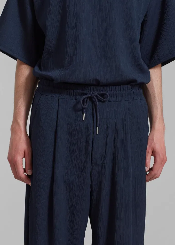 Men The Frankie Shop Bottoms Eliott Crinkle Pants Navy