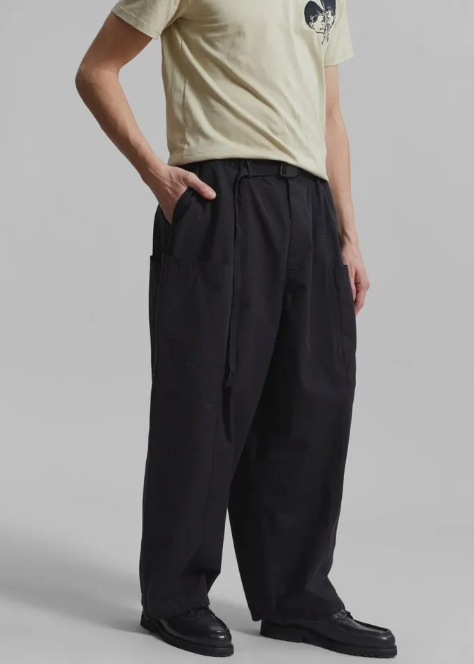 Men The Frankie Shop Bottoms Jameson Balloon Pants Black