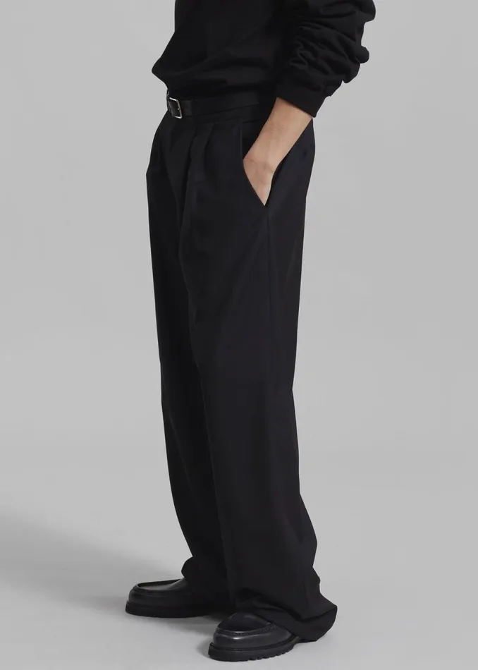 Men The Frankie Shop Bottoms Peyton Pleated Pants Black