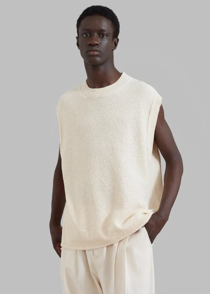 Men The Frankie Shop Knitwear Oslo Knit Vest Cream