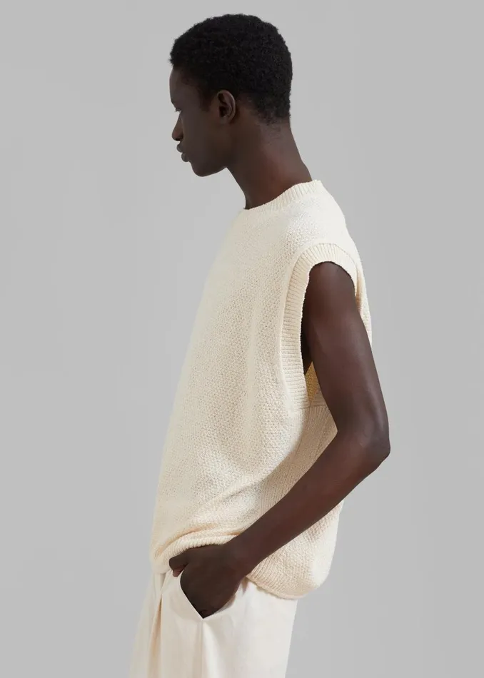 Men The Frankie Shop Knitwear Oslo Knit Vest Cream