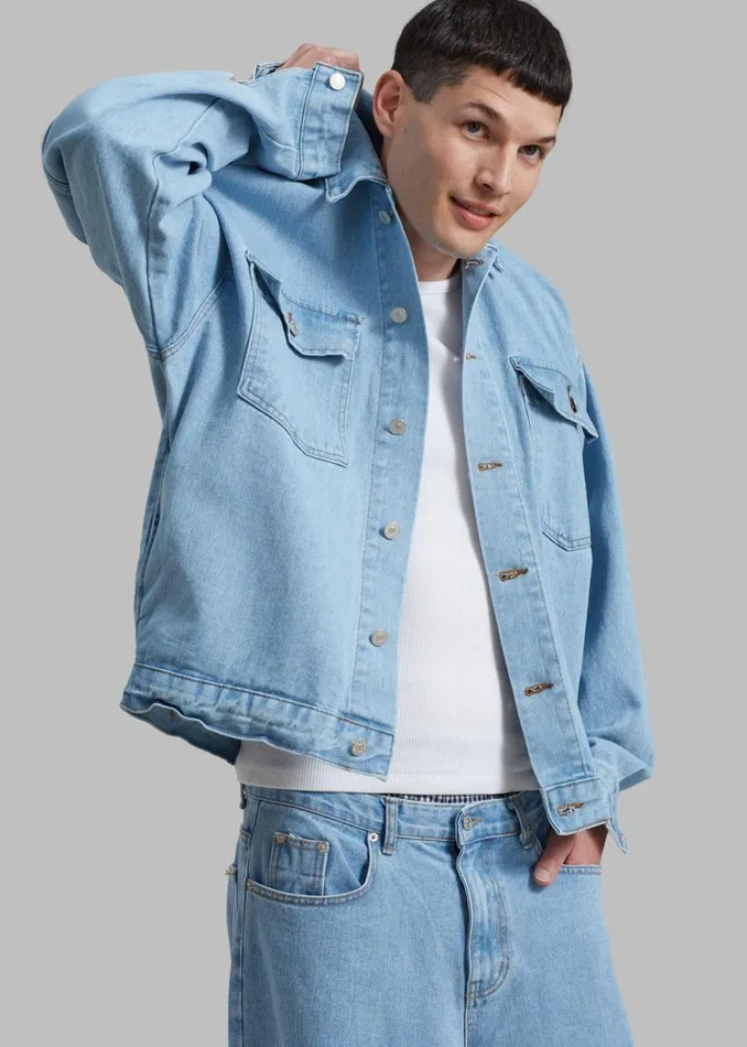 Men The Frankie Shop Outerwear Connor Oversized Denim Jacket Worn Wash