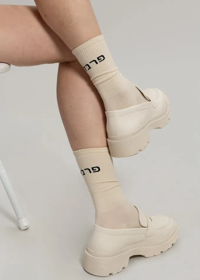 MenWomen The Frankie Shop Accessories Frankie In Hebrew Ribbed Socks Vanilla