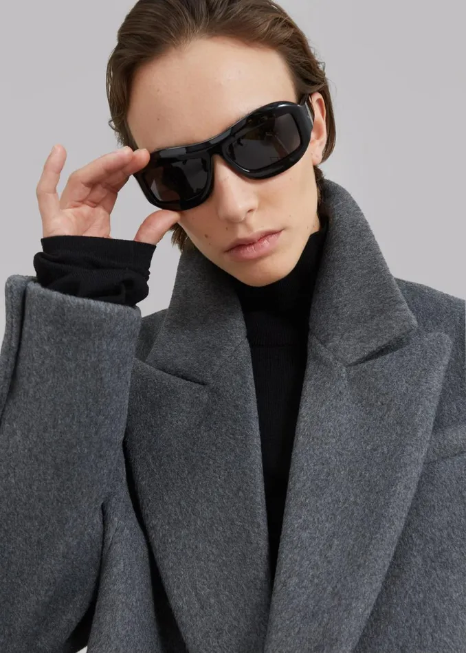 MenWomen The Frankie Shop Accessories Port Tanger Zarin Sunglasses Black Acetateblack Lens