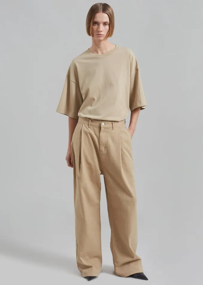MenWomen The Frankie Shop Bottoms Drew Denim Pants Beige