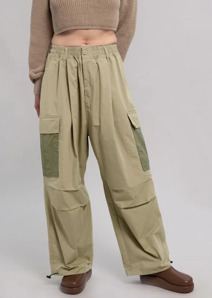 MenWomen The Frankie Shop Bottoms Stu Colorblock Cargo Pants Beige Combo